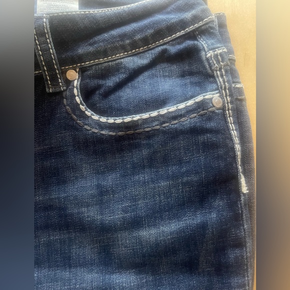 Stetson Women's Aztec Jeans, size 16R. Warn once. - Picture 3 of 9